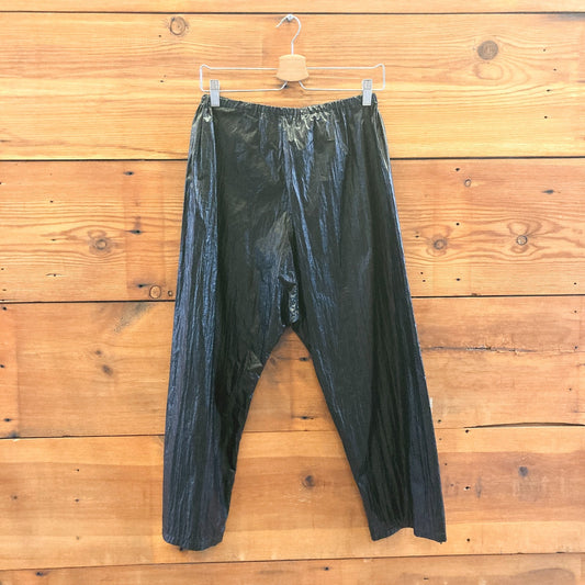 M - Uzi Black Crinkle Packable Fabric Stretch Waist Drop Crotch Pants NEW 1231SH