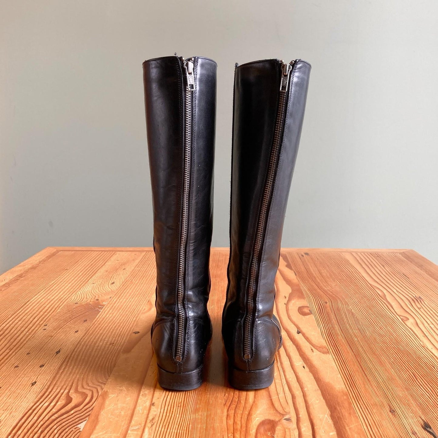 7 - Frye Black Melissa Stud Back Zip Leather Knee High Riding Boots 1119CB