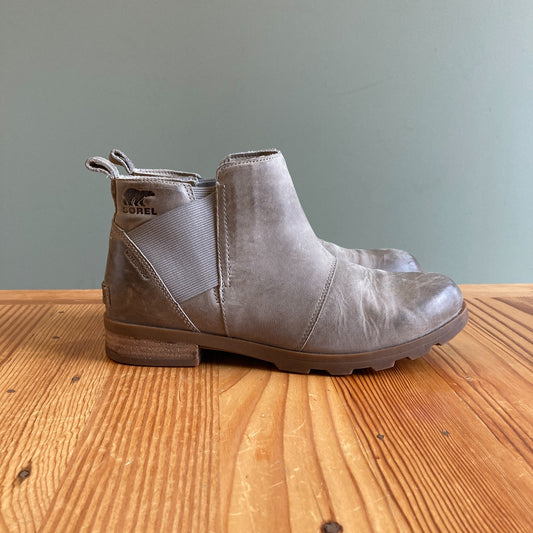 9 - Sorel Dusty Tan Emelie III Waterproof Chelsea Ankle Boots 0116AM