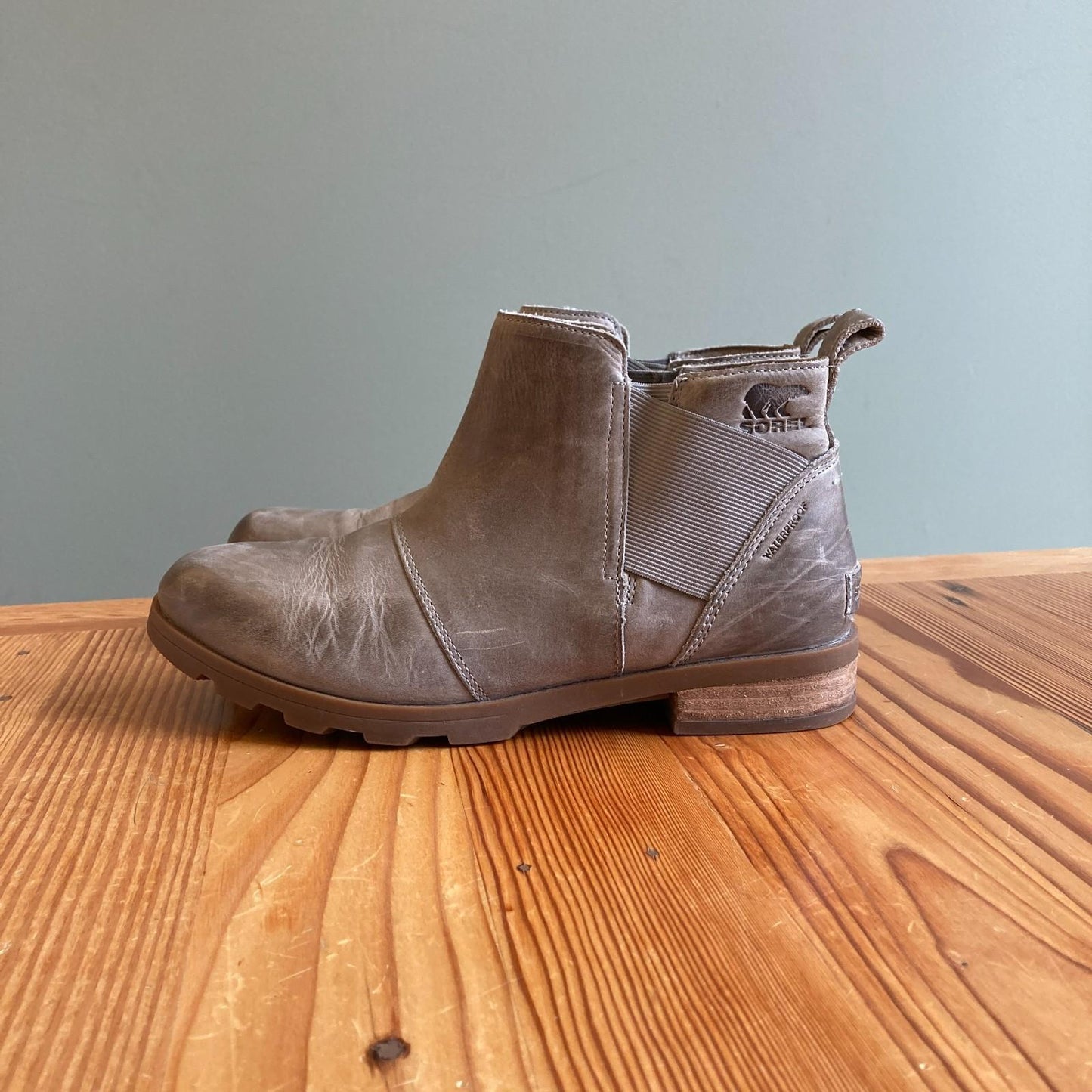 9 - Sorel Dusty Tan Emelie III Waterproof Chelsea Ankle Boots 0116AM