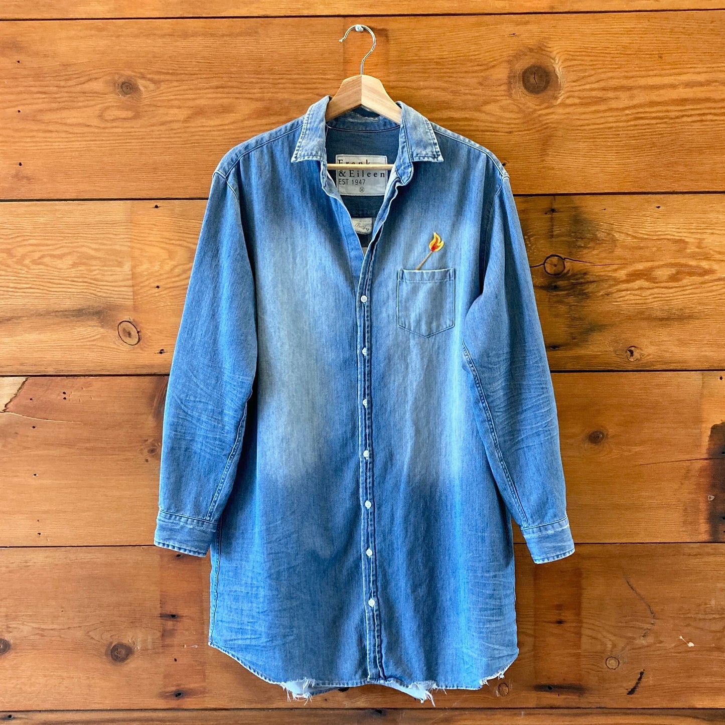 M - Frank & Eileen Distressed Vintage Wash Denim $328 Mary Casual Dress 0503MC