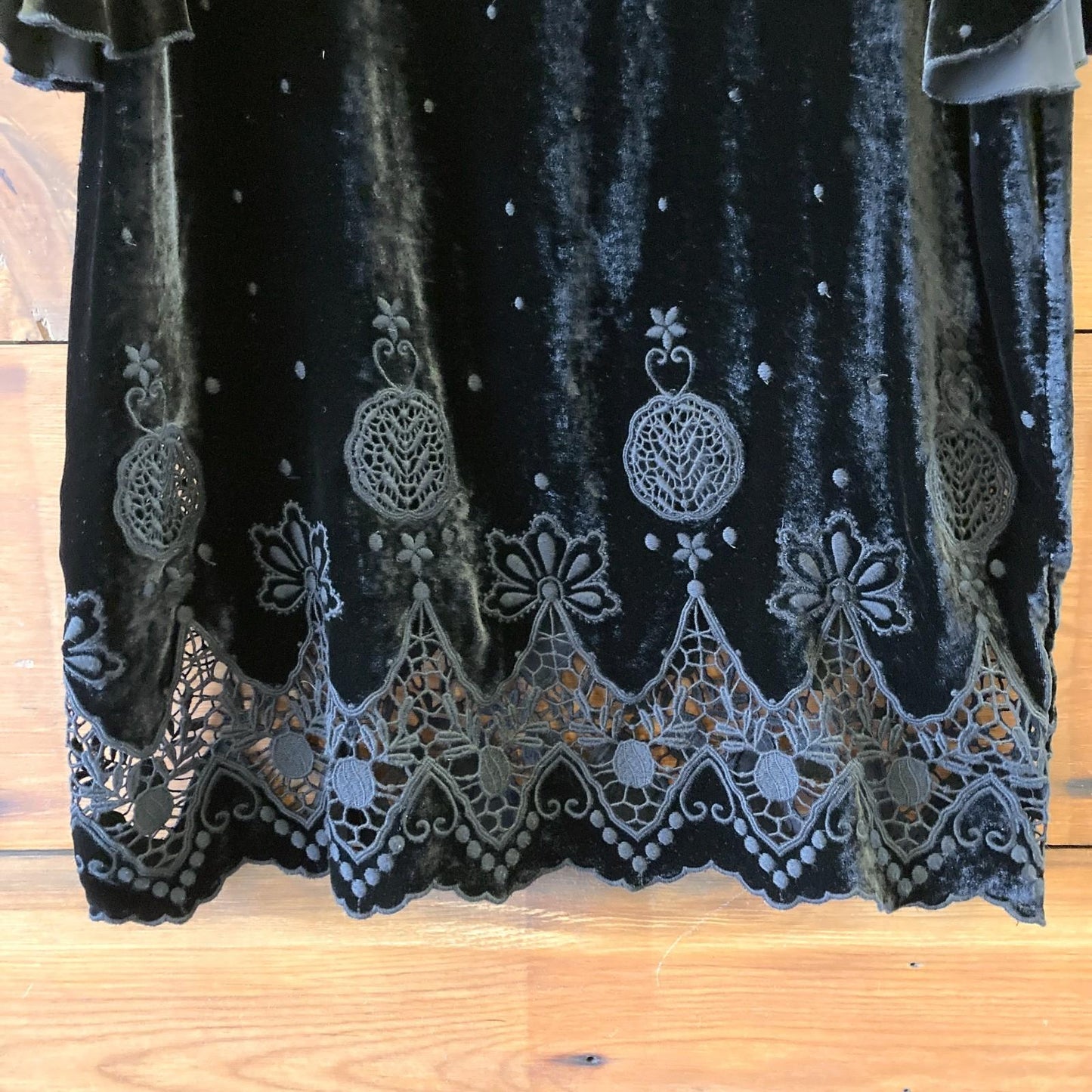 L - Love Johnny Was Black Velvet Liona Silk Blend 3/4 Sleeve Shift Dress 1102LL