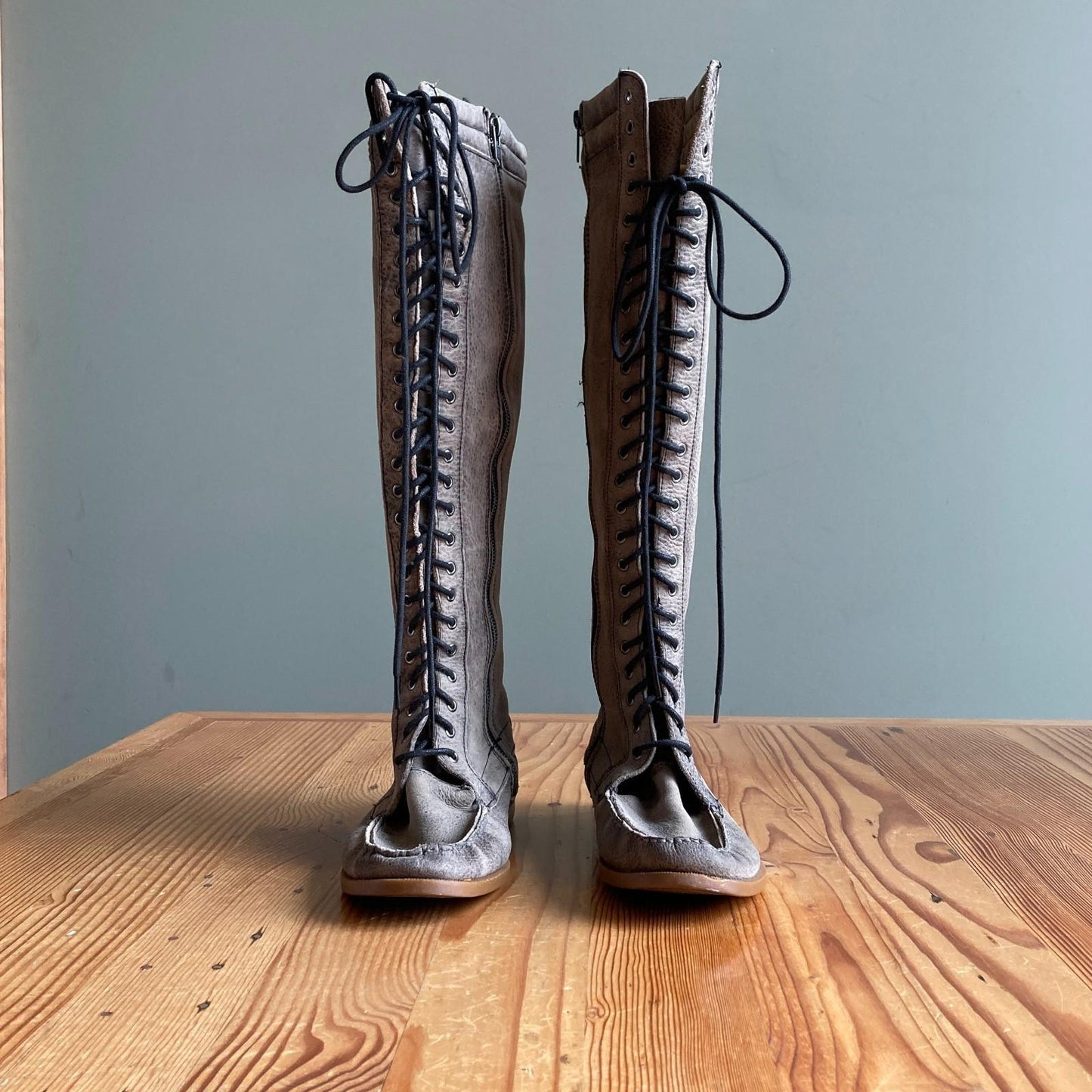 9 - Bed Stu Free People Grey Distressed Leather Tall Lace-Up Cleary Boots 0103JM