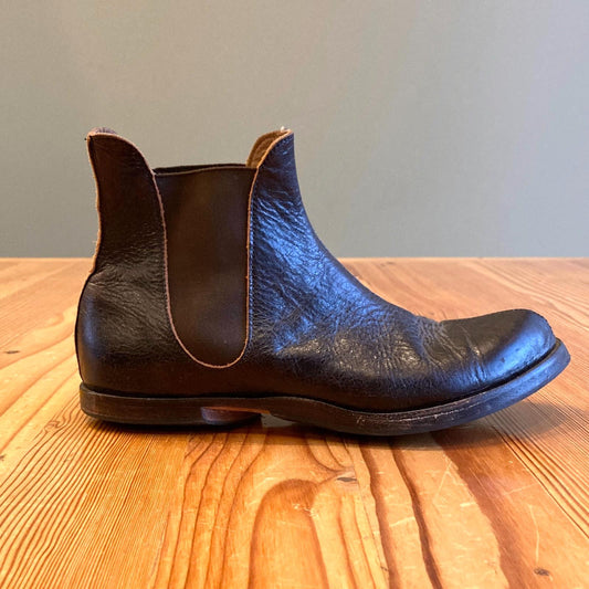 37 / 7 - Cydwoq $444 Dark Brown Leather Cling W Chelsea Ankle Boots 0915CM