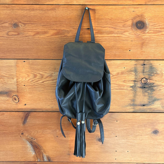 JJ Winters Black Leather Cayden Purse Tassel Solid Boho Backpack 0107KA