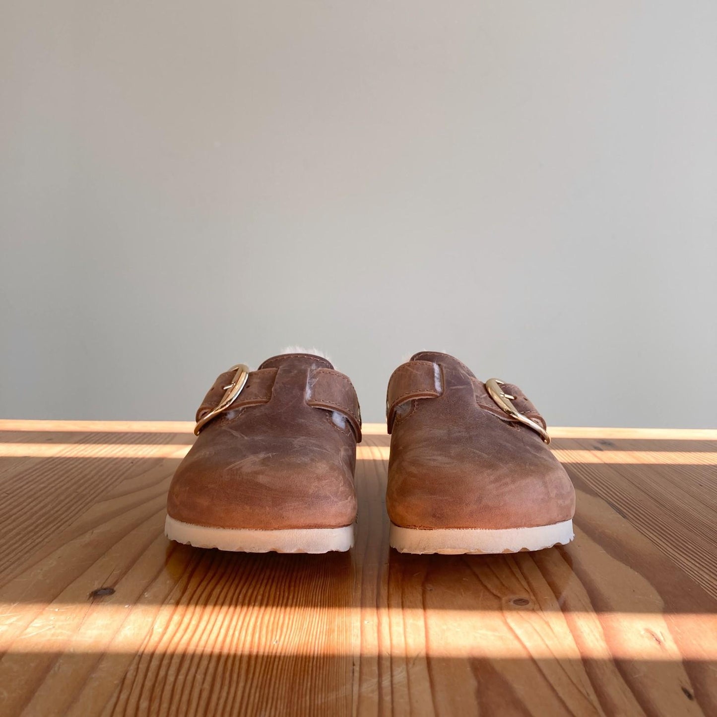 37 - Birkenstock Brown Boston Big Buckle Shearling Lined Slip On Shoes 0104RM
