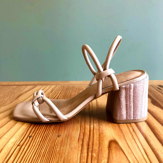 36 / 6 - Intentionally Blank NEW Nude Strappy Block Heel Sandals 0425GN