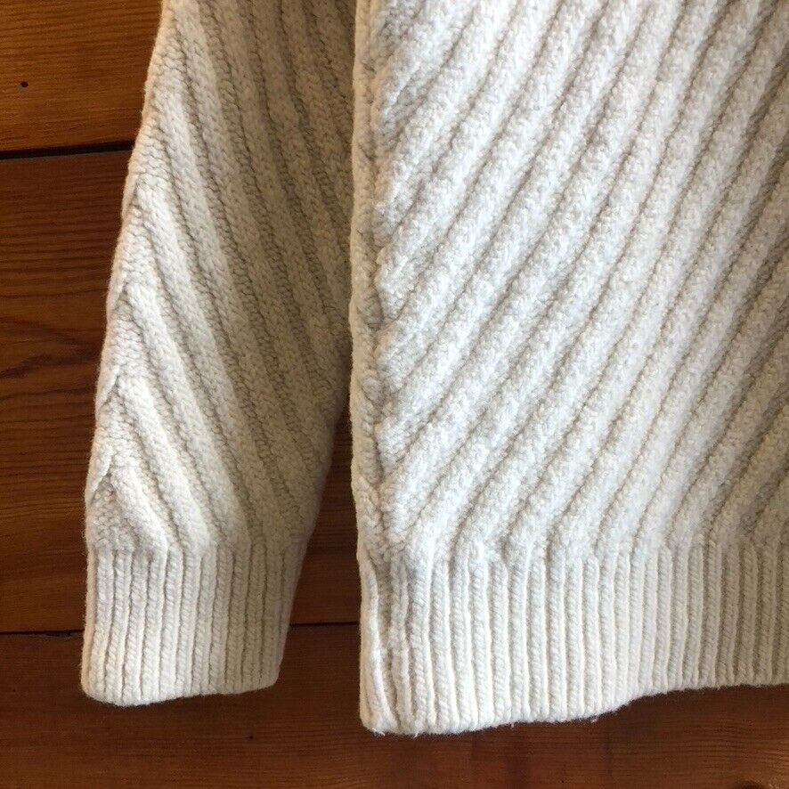 M - Tempest + Bentley $800 White Heirloom Heavy Knit 100% Wool Sweater 1125KG