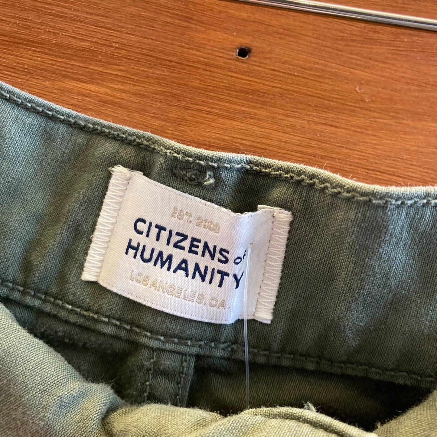 27 - Citizens of Humanity Surplus Green Barrel Leg Marcelle Cargo Pants 0507KL