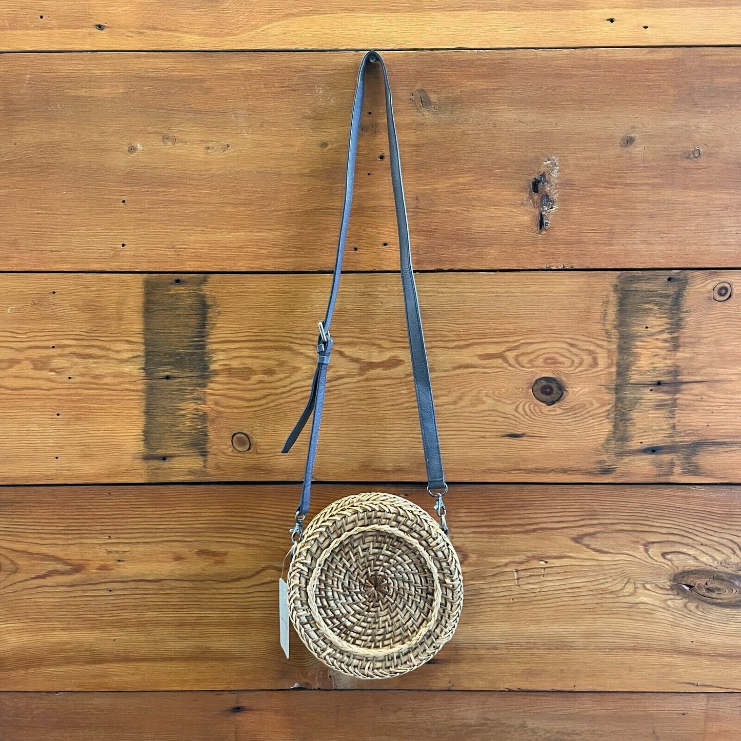 Frye and Co. Straw Esme Canteen Circle Crossbody Shoulder Bag 1006MM