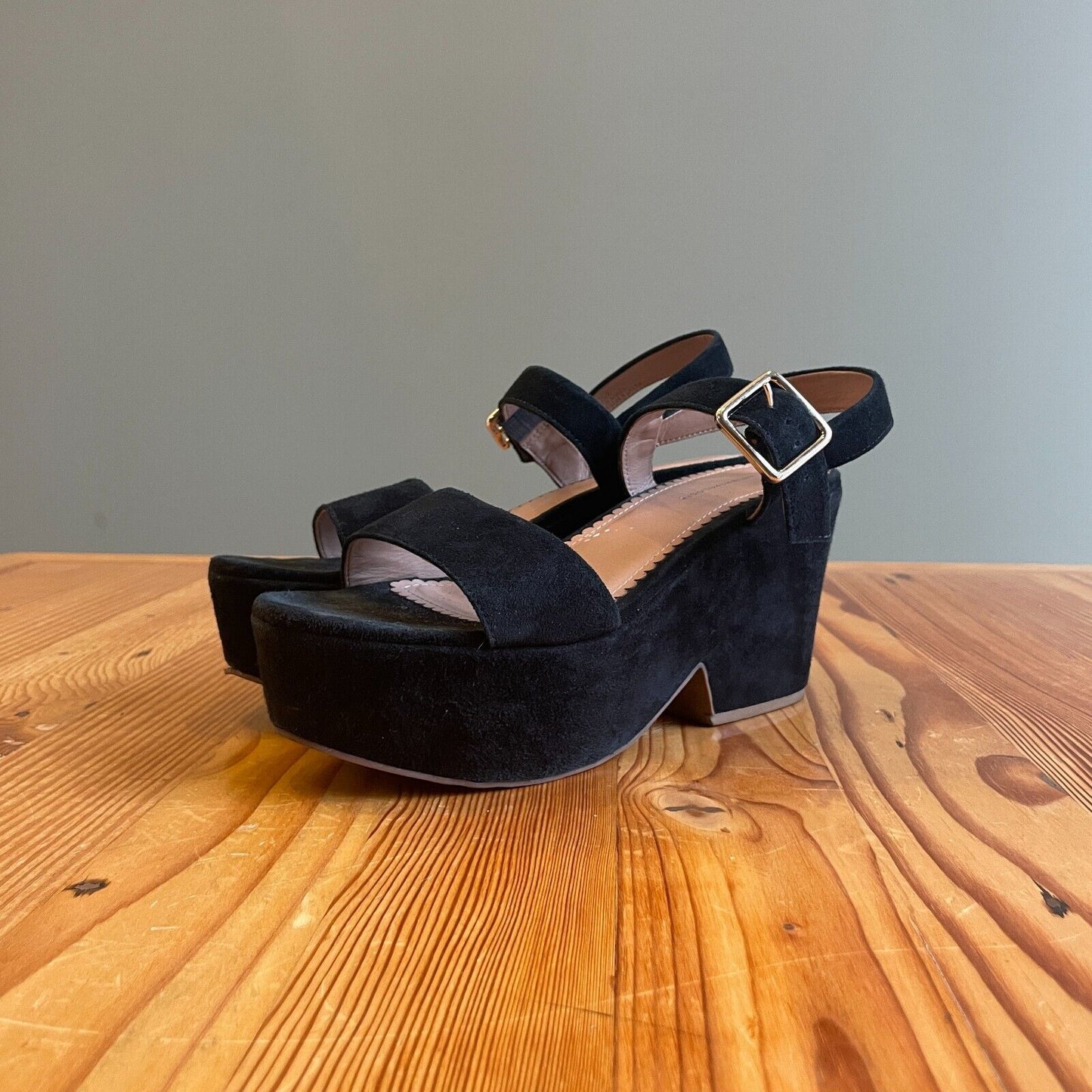 10 - A / Anthropologie Black Suede Strappy Platform Sandals Shoes 0628AC