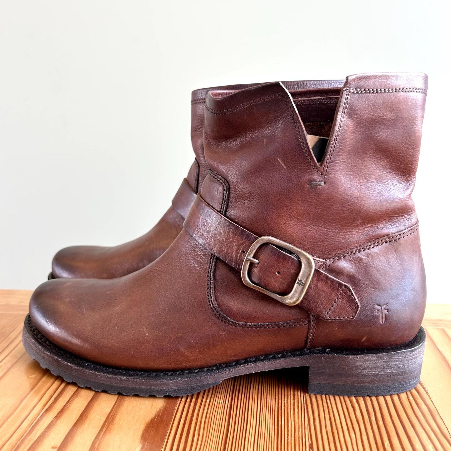 9 - FRYE Veronica Brown Leather NEW $200 Ankle Bootie Womens Boots 1125KG