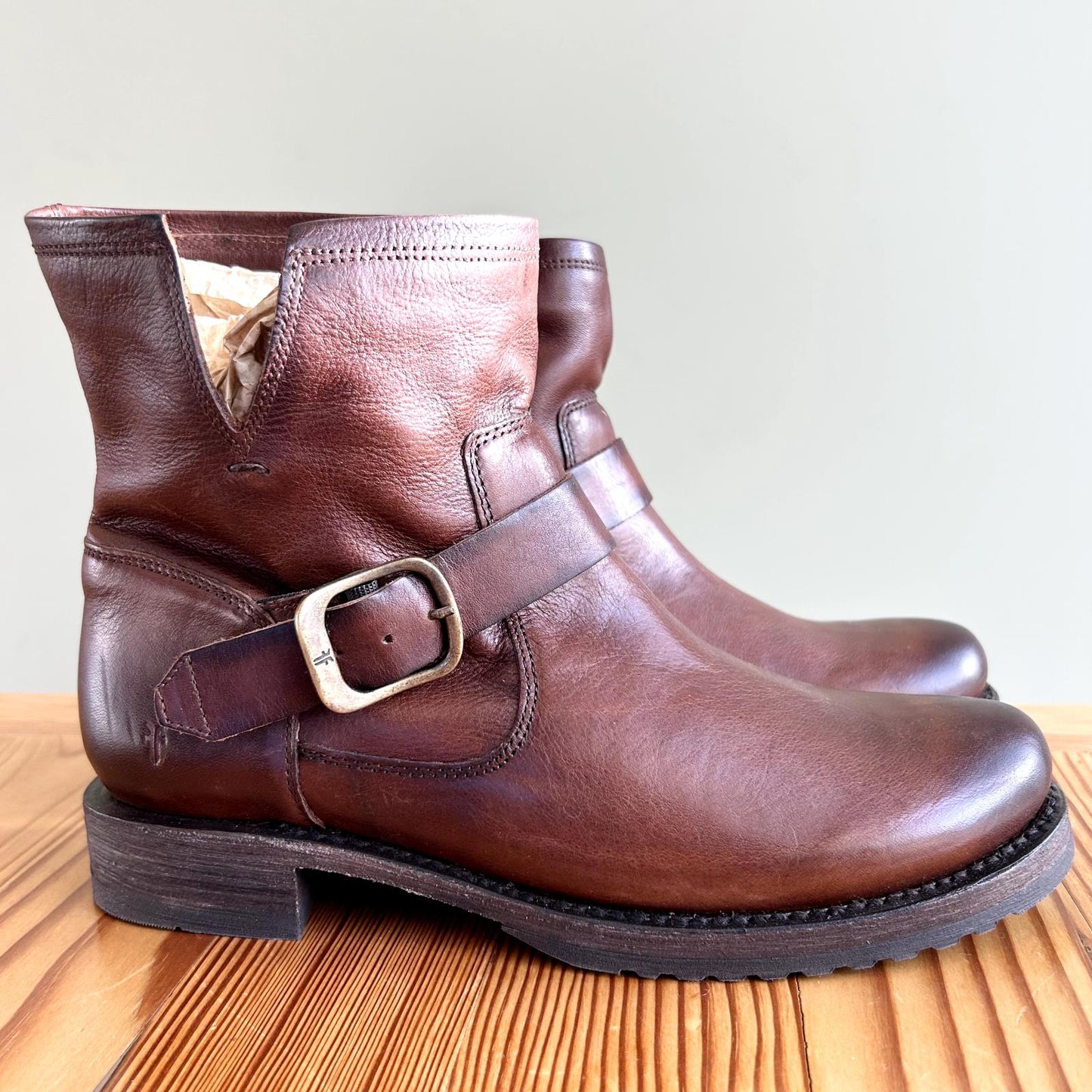 9 - FRYE Veronica Brown Leather NEW $200 Ankle Bootie Womens Boots 1125KG