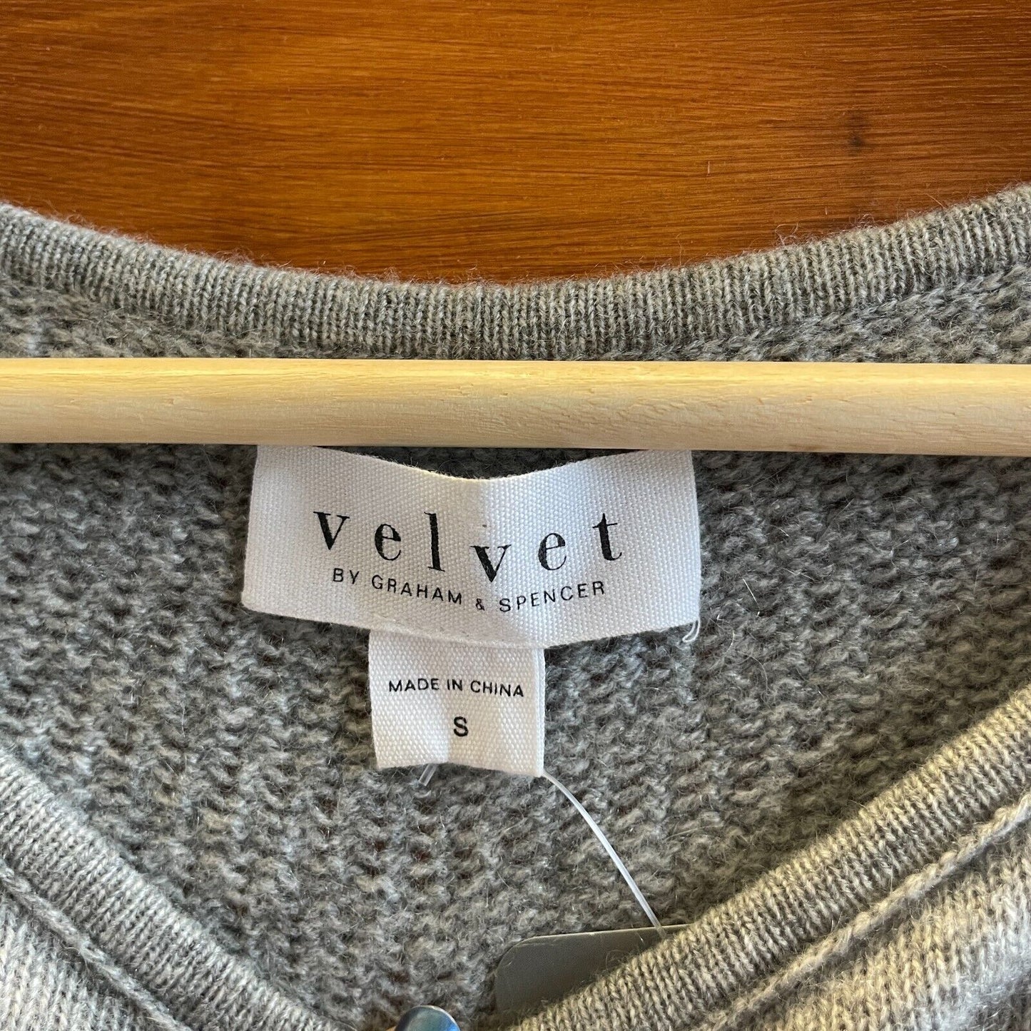 S - Velvet Graham & Spencer Gray 100% Cashmere Wide Neck Sweater 4427SC