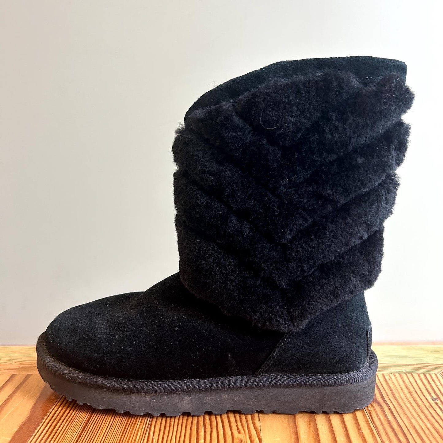 7 - Ugg Black Tania Suede Sheepskin Shearling Midcalf Winter Boots 0209SB