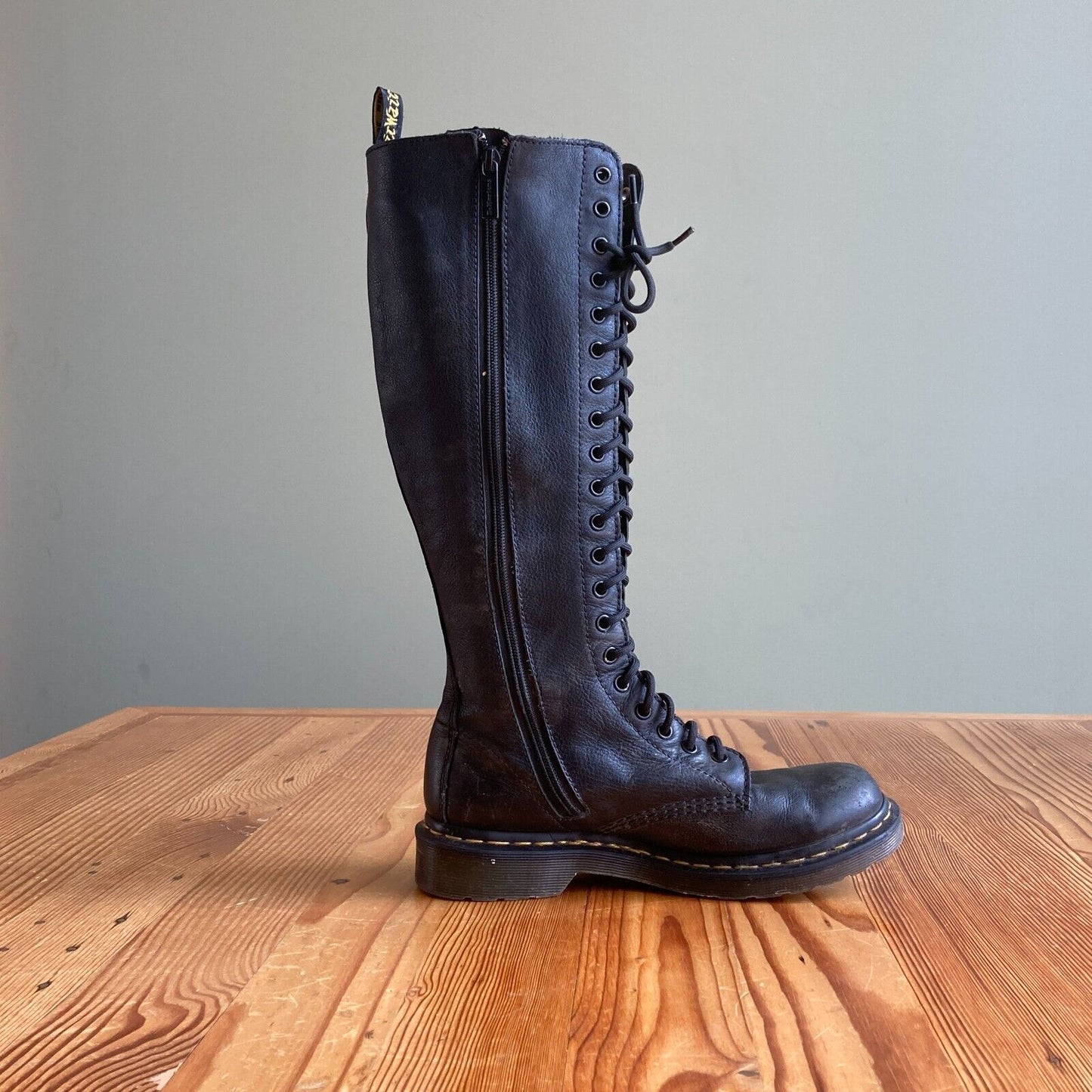 9 - Dr Martens Black Leather Knee High Lace Up Combat Side Zip Boots 0806TK