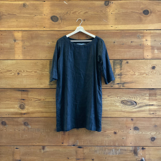 S - Not Perfect Linen Black Wide Neck 3/4 Sleeve Dress w/ Pockets 1217MA