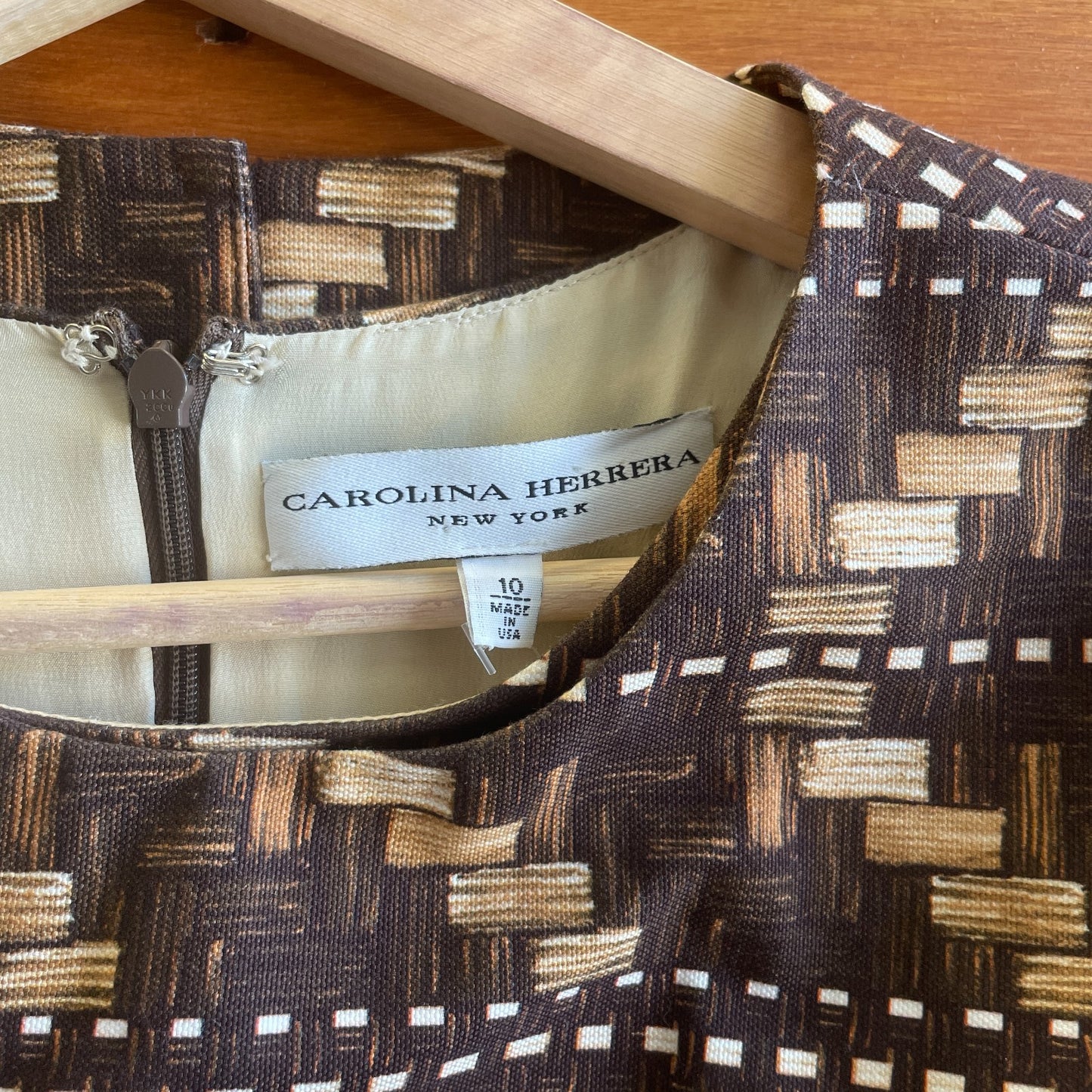 10 - Carolina Herrera Brown Geometric Printed Cotton Sheath Dress 1130TS