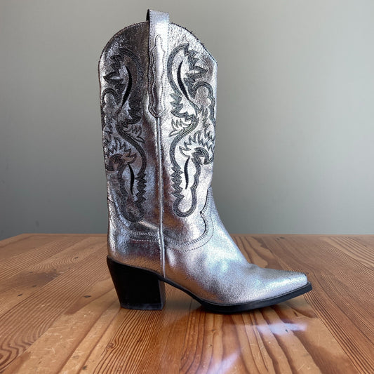 7.5 - Jeffrey Campbell Silver Leather Embroidered Western Dagget Boots 0720QC
