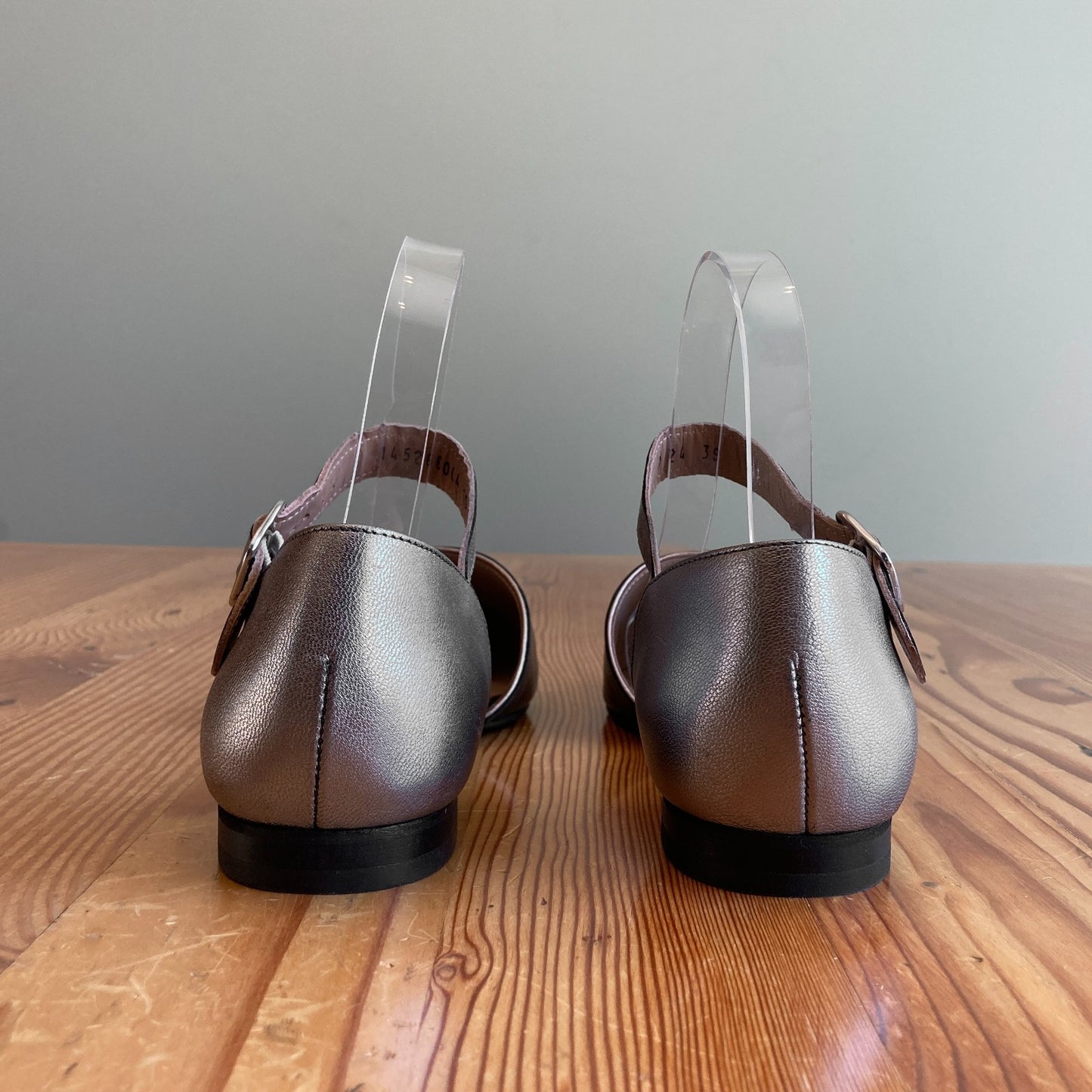 39 / 8-8.5 - Fly London Black Silver Mary-Jane Ballet Flats NEW w/ Box 0218MM