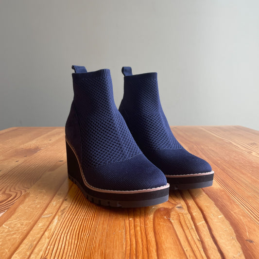 7 - Eileen Fisher Navy Stretch Mesh London Wedge Ankle Booties Boots 0617HS