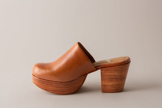 7 - Fortress of Inca $280 Brown Leather Platform Ava Heeled Clogs NEW 1209BM