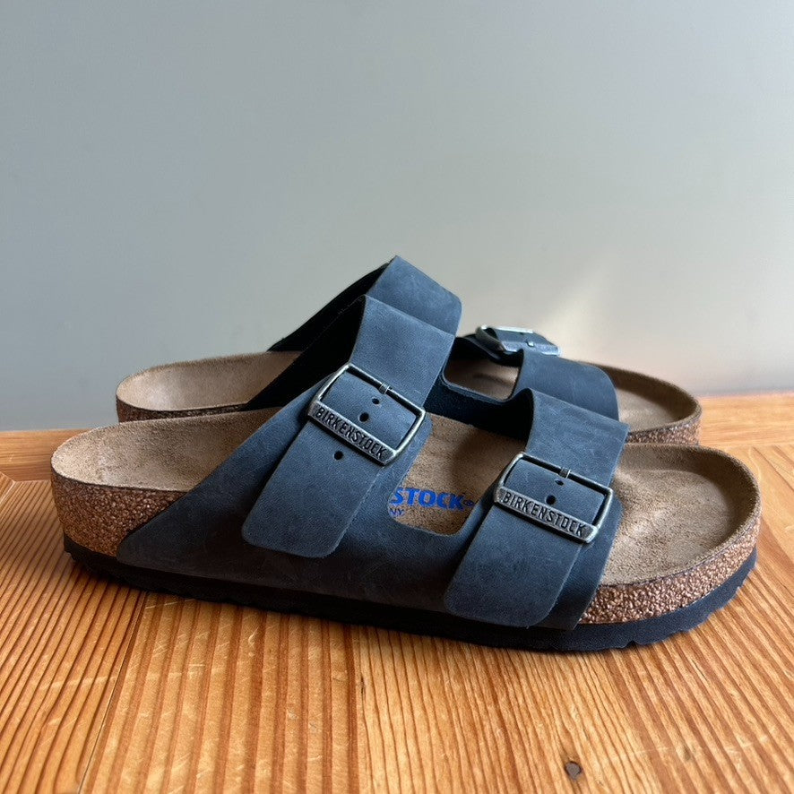 39 / 8 - Birkenstock Black Leather Arizona Soft Footbed Shoes NEW w/ Box 0721DK
