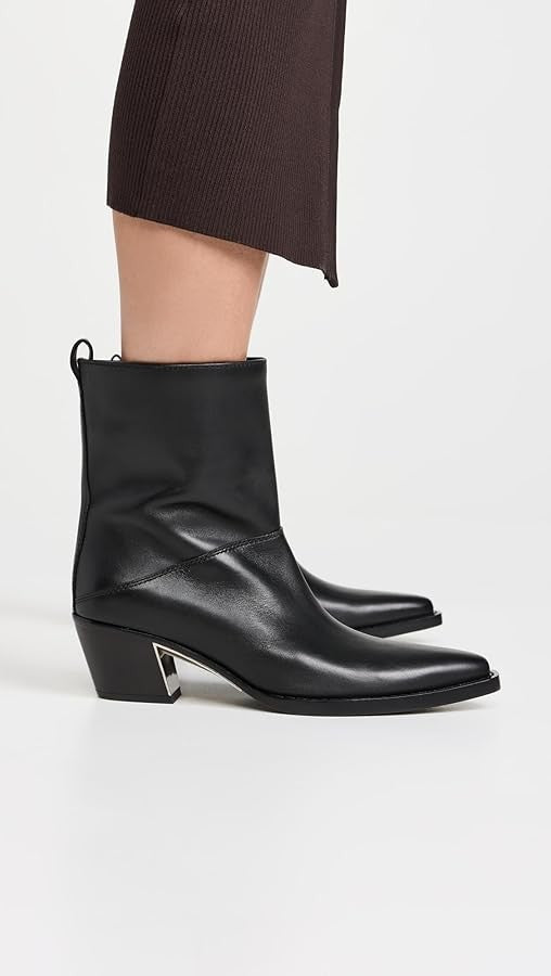 39 / 9 - 3.1 Philip Lim Black Leather $750 Pointed Downtown Ankle Boots 1125KG