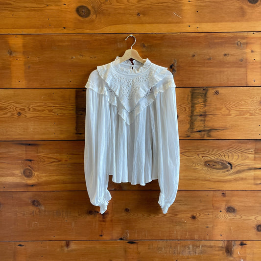 42 / L - Isabel Marant White Ruffled Long Sleeve Embroidered Eyelet Top 0815LO