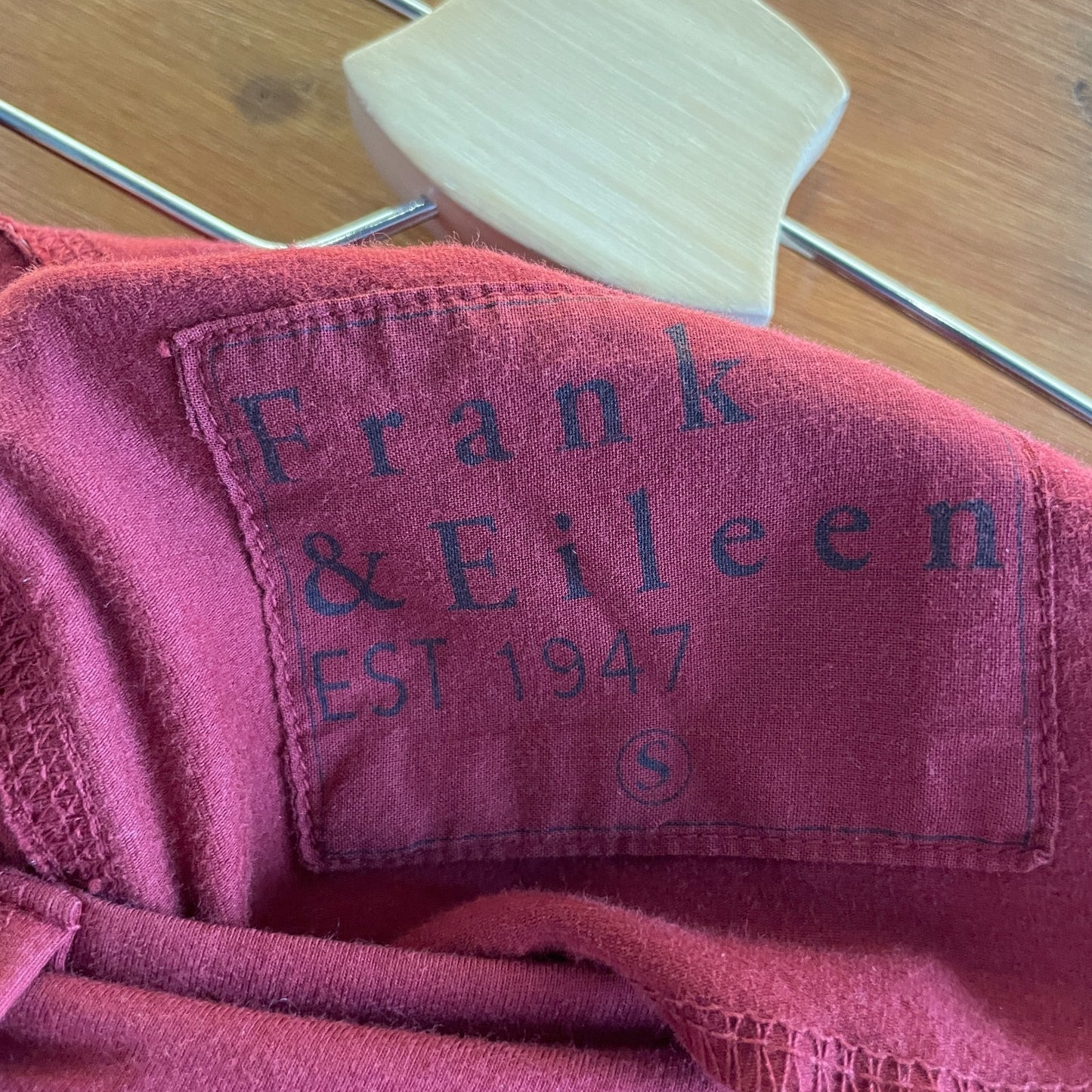 S - Frank & Eileen $228 Cranberry Red Murphy Trouser Leggings Pants 0120SC
