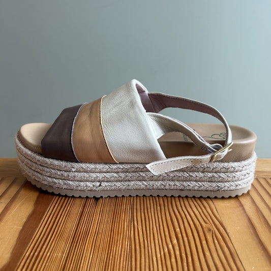 38 / 8 - Sole Bliss Brown Tan White Striped Bertie Espadrille Sandals 0603AG