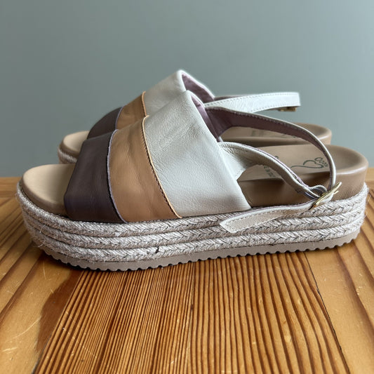 38 / 8 - Sole Bliss Brown Tan White Striped Bertie Espadrille Sandals 0603AG