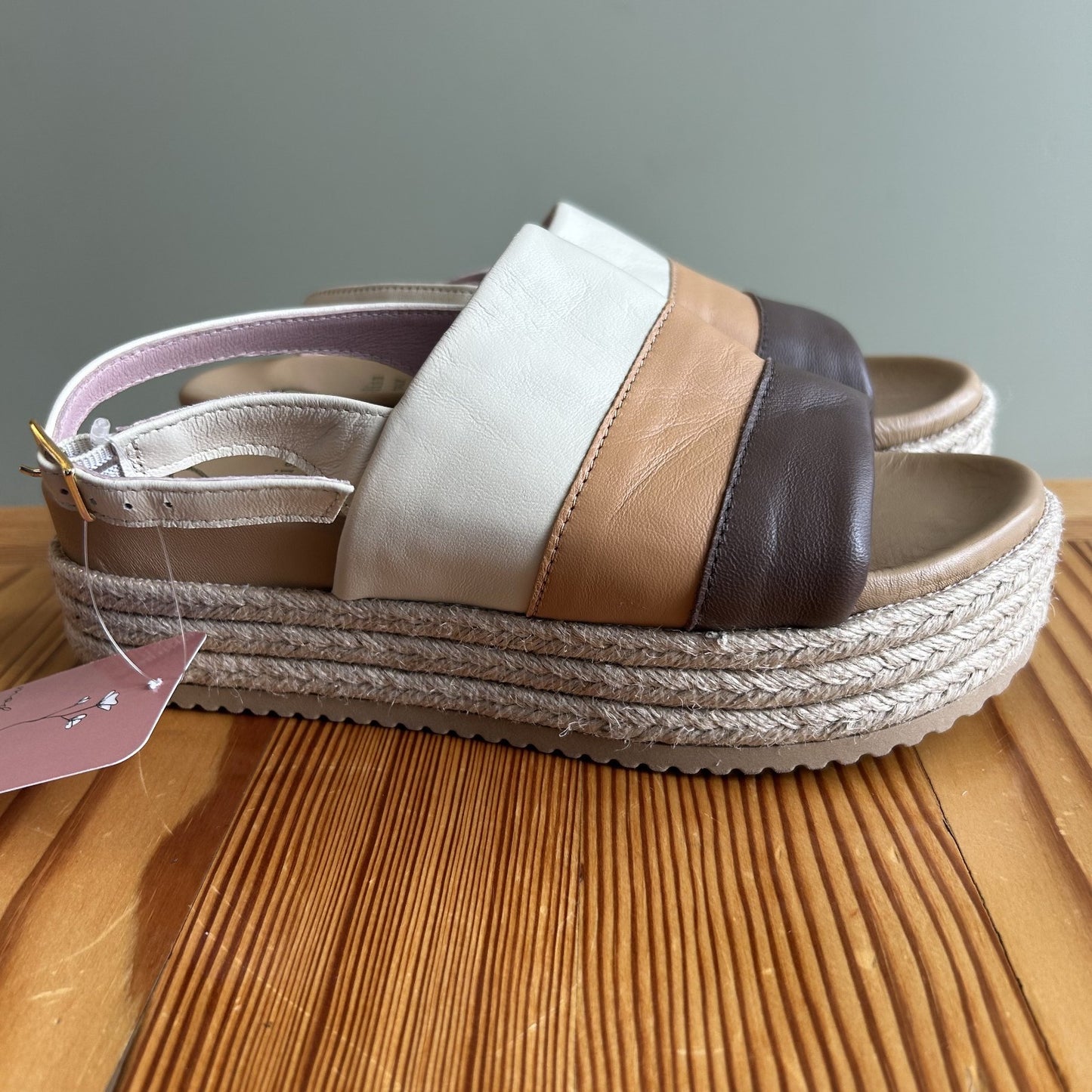 38 / 8 - Sole Bliss Brown Tan White Striped Bertie Espadrille Sandals 0603AG