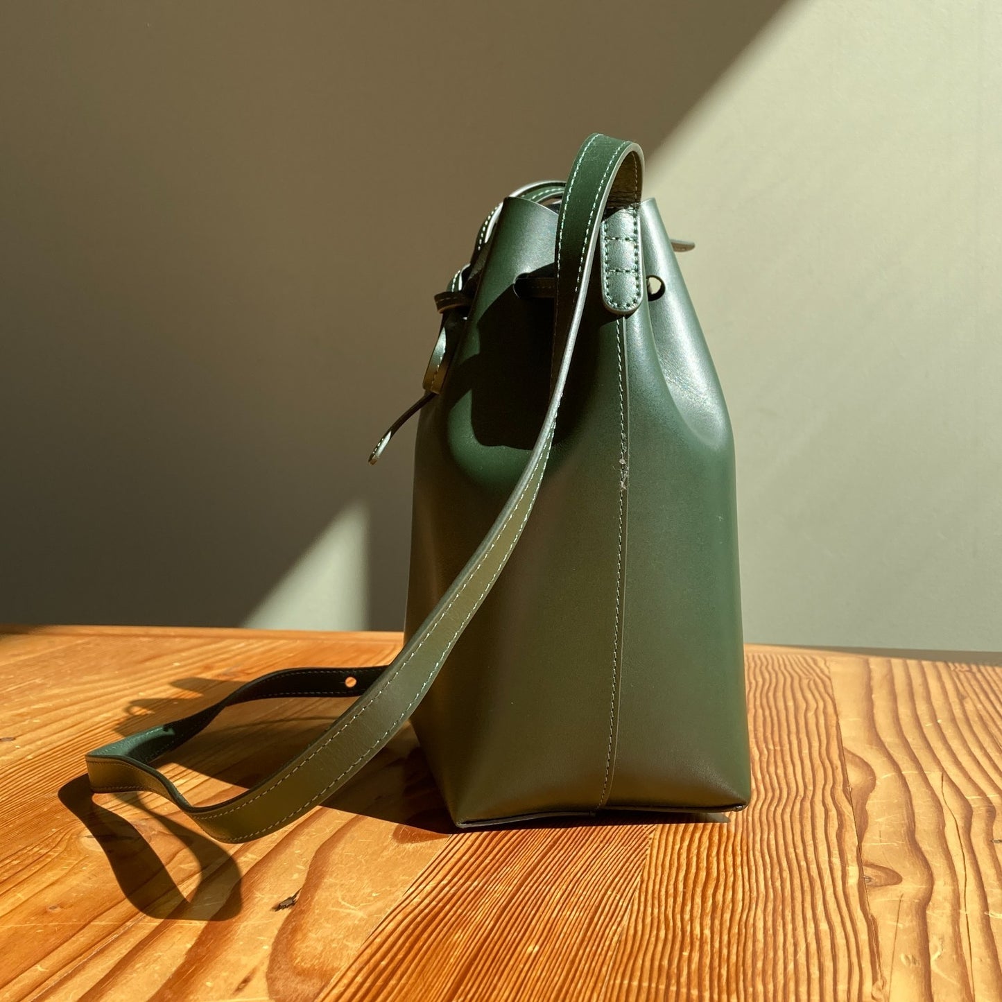 Mansur Gavriel $535 Forest Green Leather Bucket Crossbody Purse Bag NEW 0826NH