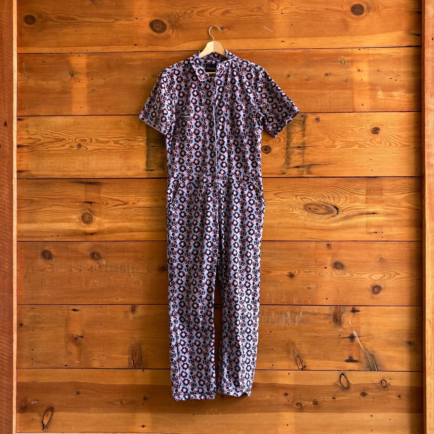 M - Wildfang Blooming Florals Short Sleeve Essential Zip Up Jumpsuit 0309ME