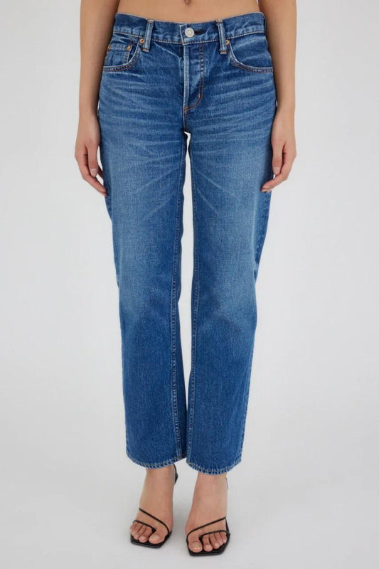 29 - Moussy Vintage TRAFALGAR Low-Rise Straight $360 Jeans 4427SC