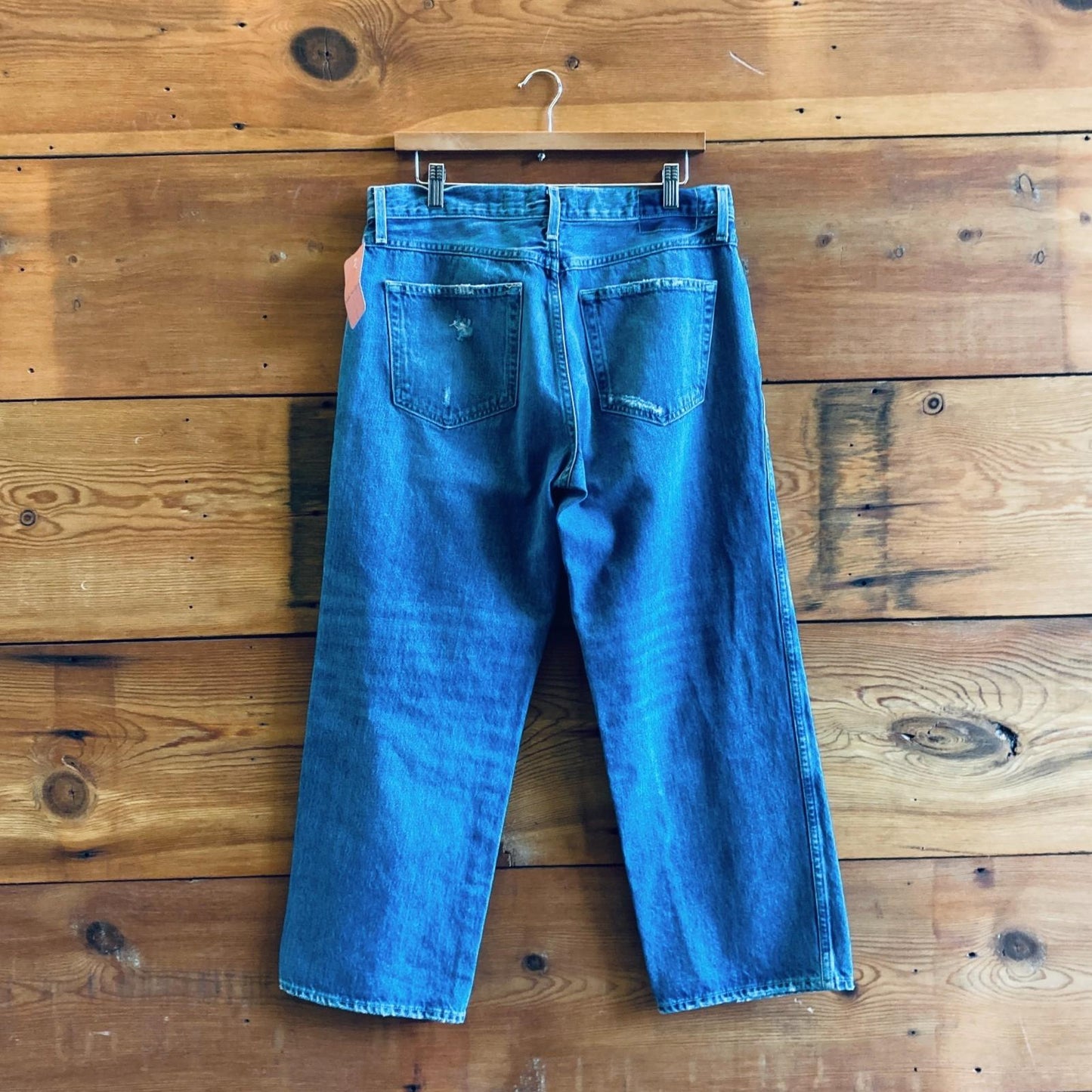 29 - AMO Blue Warmth Wash Billie Cropped Wide Leg Womens Jeans 4427SC
