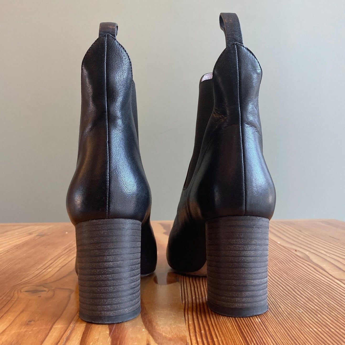 36.5 / 6.5 - Chloe Black Leather Chelsea High Stacked Heel Ankle Boots 0916VB