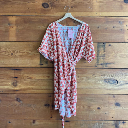 M - Faherty Red Spiced Shibori Print NEW Short Sleeve Wrap Dress 0902SD