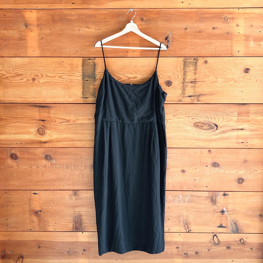 3X - Jenni Kayne Black Adjustable Strap Rove Midi Dress w/ Pockets 0603AG