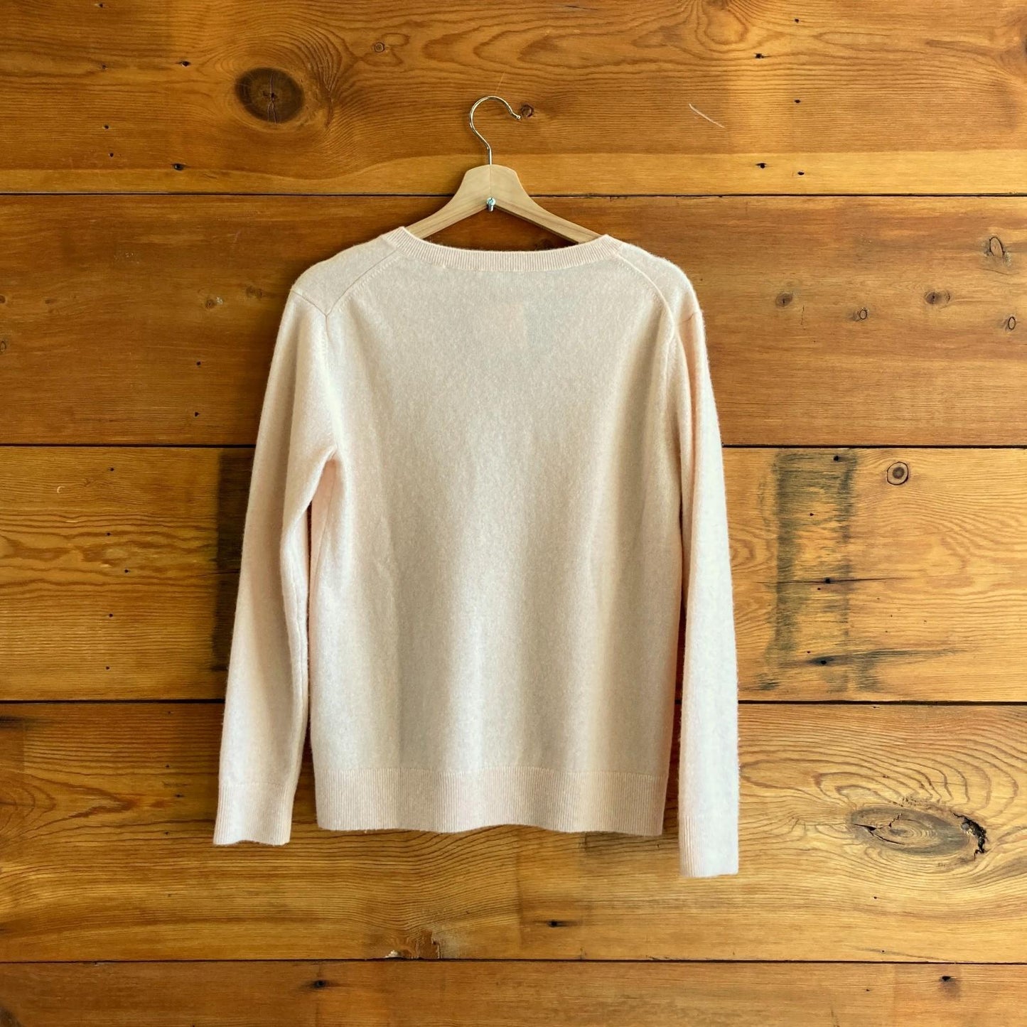 XS - Vince $295 Pale Pink V Neck 100% Cashmere Weekend Pullover Sweater 1217MA