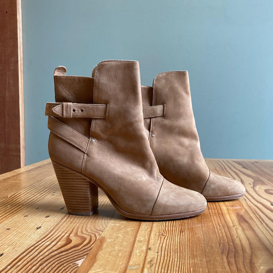 41 / 11 - Rag & Bone $595 Camel Leather Kinsey Heeled Ankle Boots w/ Box 0919LF
