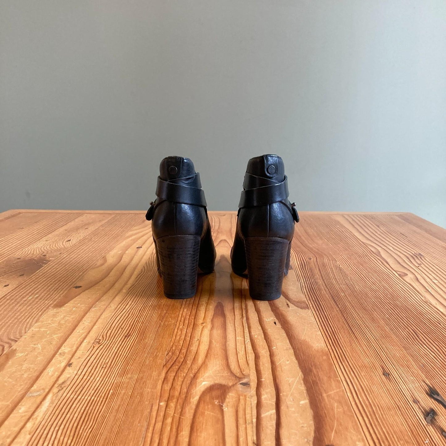 39.5 - Rag & Bone Black Leather Stacked Heel Harrow Ankle Booties Boots 1217JD