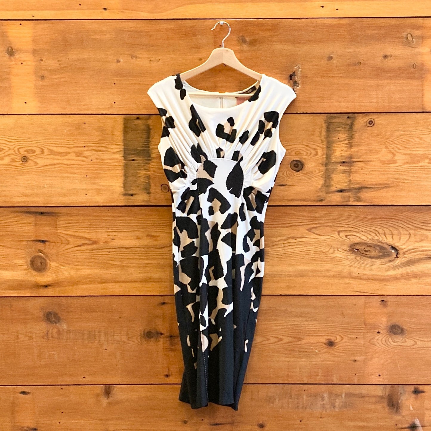 44 / M - Roberto Cavalli White Black Tan Leopard Print Sleeveless Dress 0209SB