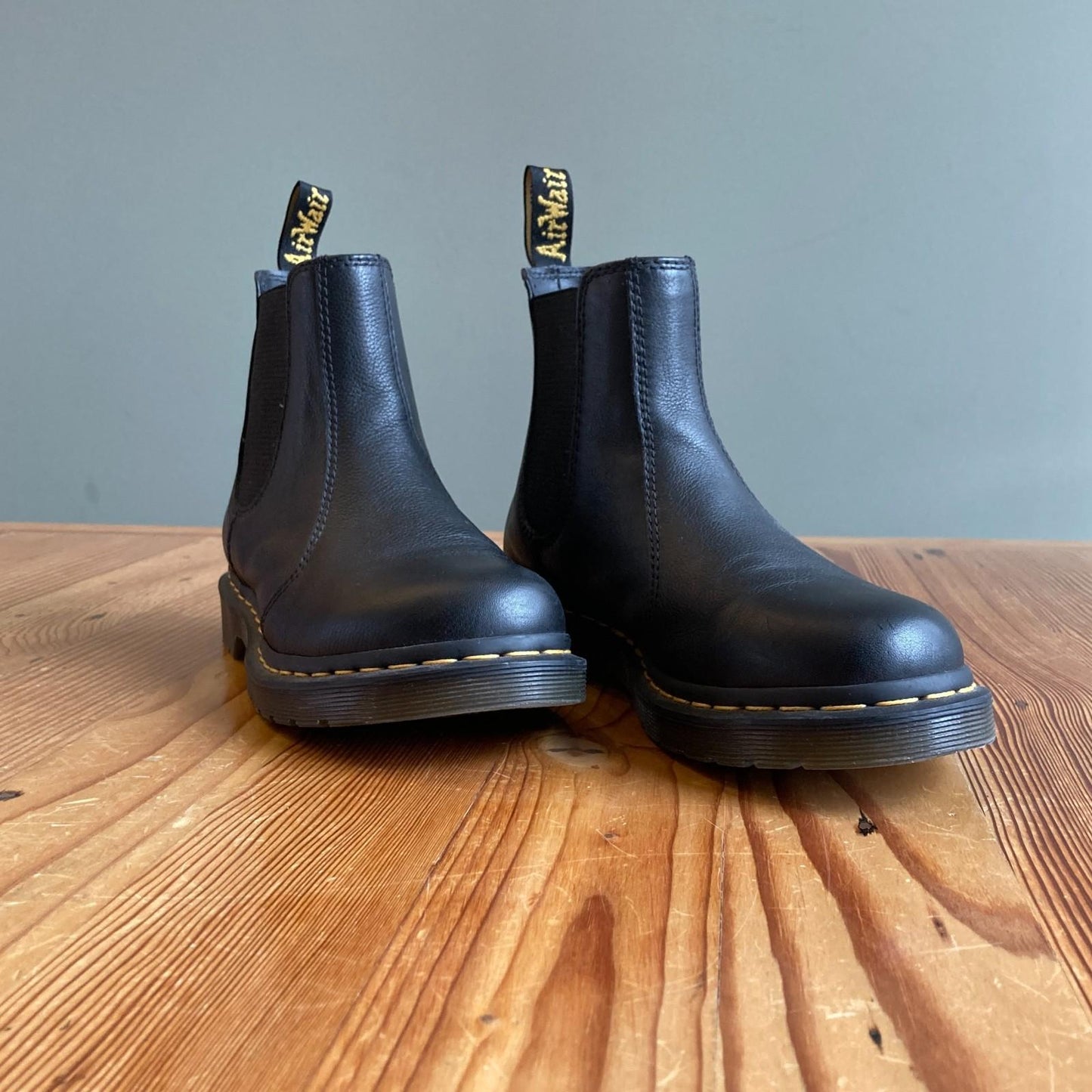 8 - Dr Martens $170 Black Leather 2976 Chelsea Ankle Boots *worn once 0418KC