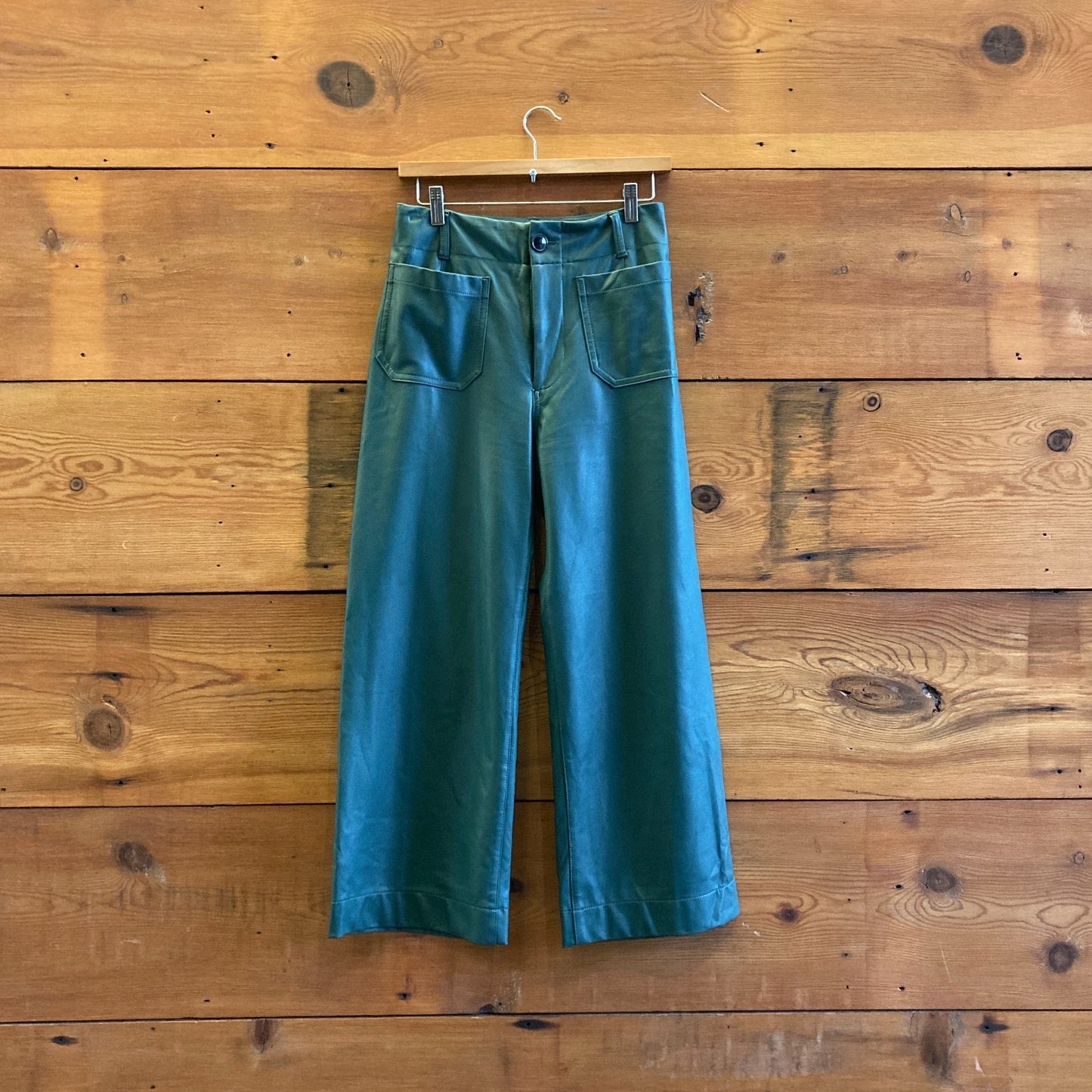 27 - Maeve Anthropologie Green Faux Leather Colette Cropped Wide Leg Pant 0628AC