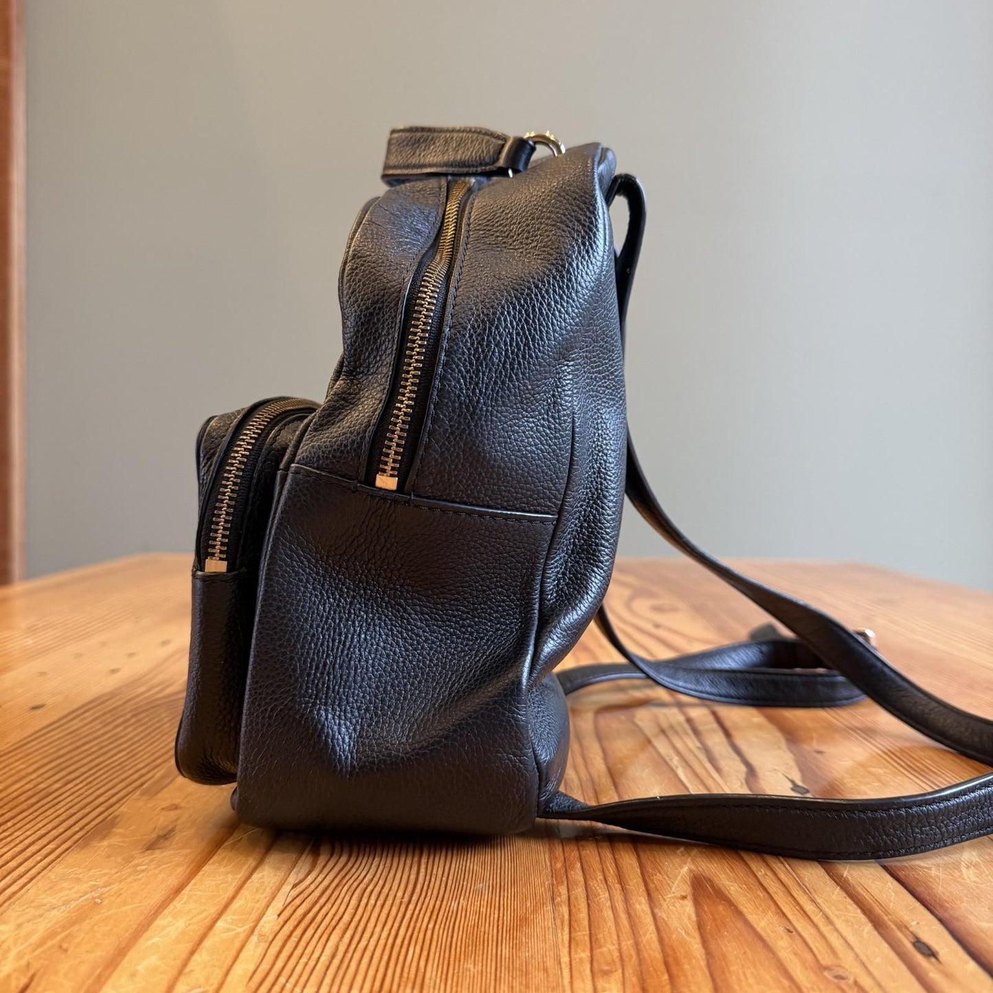 Kate Spade New York Jackson Black Pebbled Leather Medium Backpack Bag 1106KS