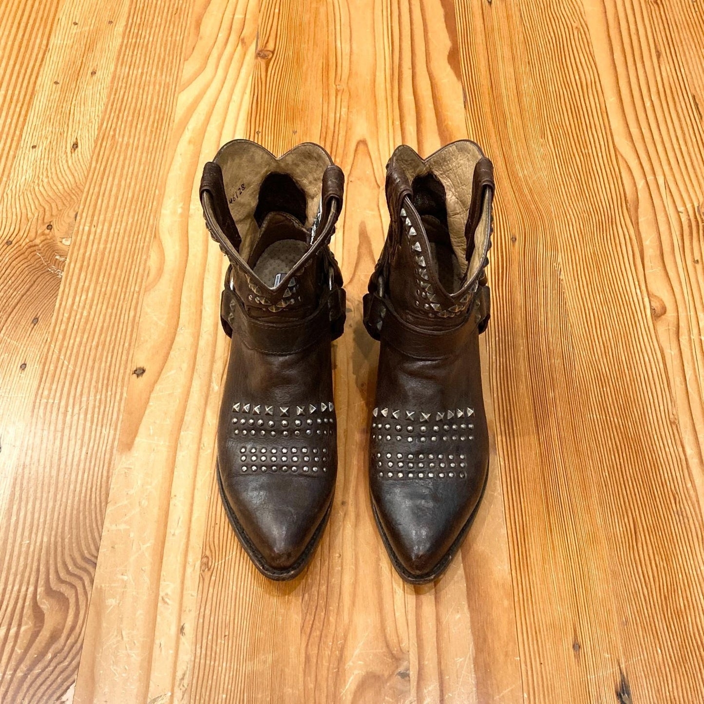 9.5 - Frye Dark Brown Leather Studded Billy Biker Short 76175 Boots 1111KF