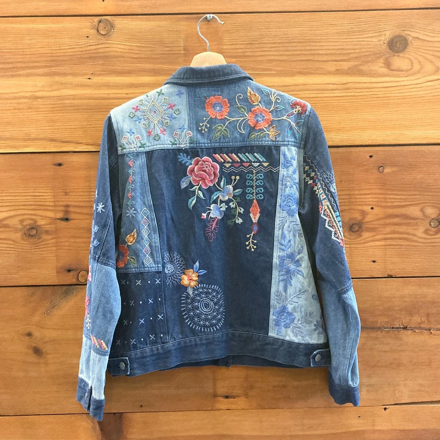 M - Johnny Was Workshop $350 Taryn Embroidered Denim Patchwork Jacket 1026JL