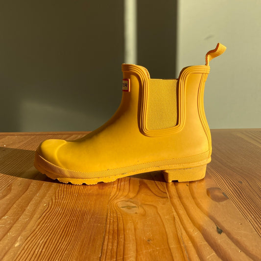 10 - Hunter Yellow Original Play Short Rubber Rain Pull On Womens Boots 0205BS